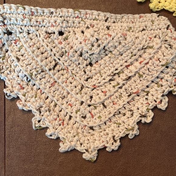 Handmade 100% cotton baby bibs - Picture 4 of 6